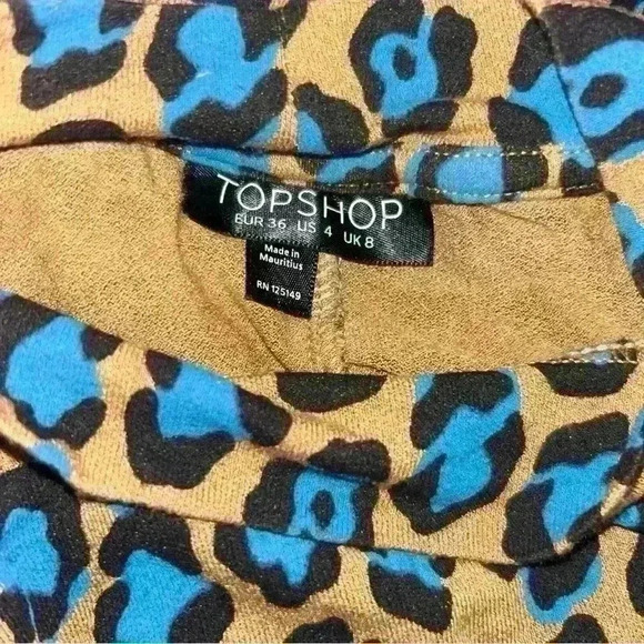 Topshop Animal Print Long Sleeve Top Blue Cheetah Print Size 4 - Picture 4 of 4